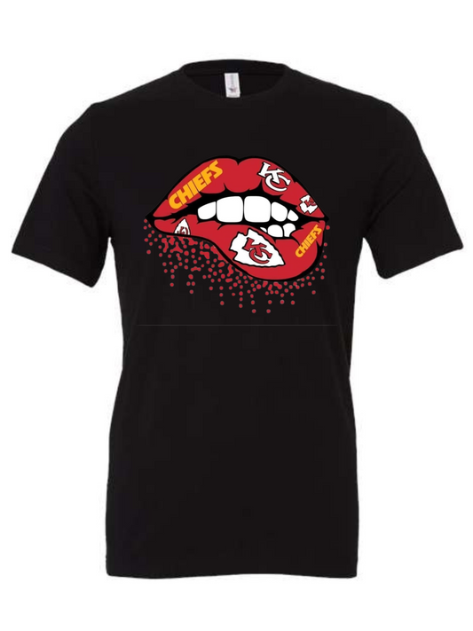 CHIEFS BITE - Chiefs - Soft Style Premium TShirt - Black